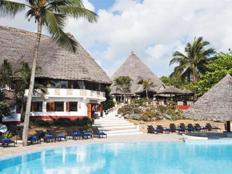 Hotel Karafuu Beach Resort Pingwe Exterior foto